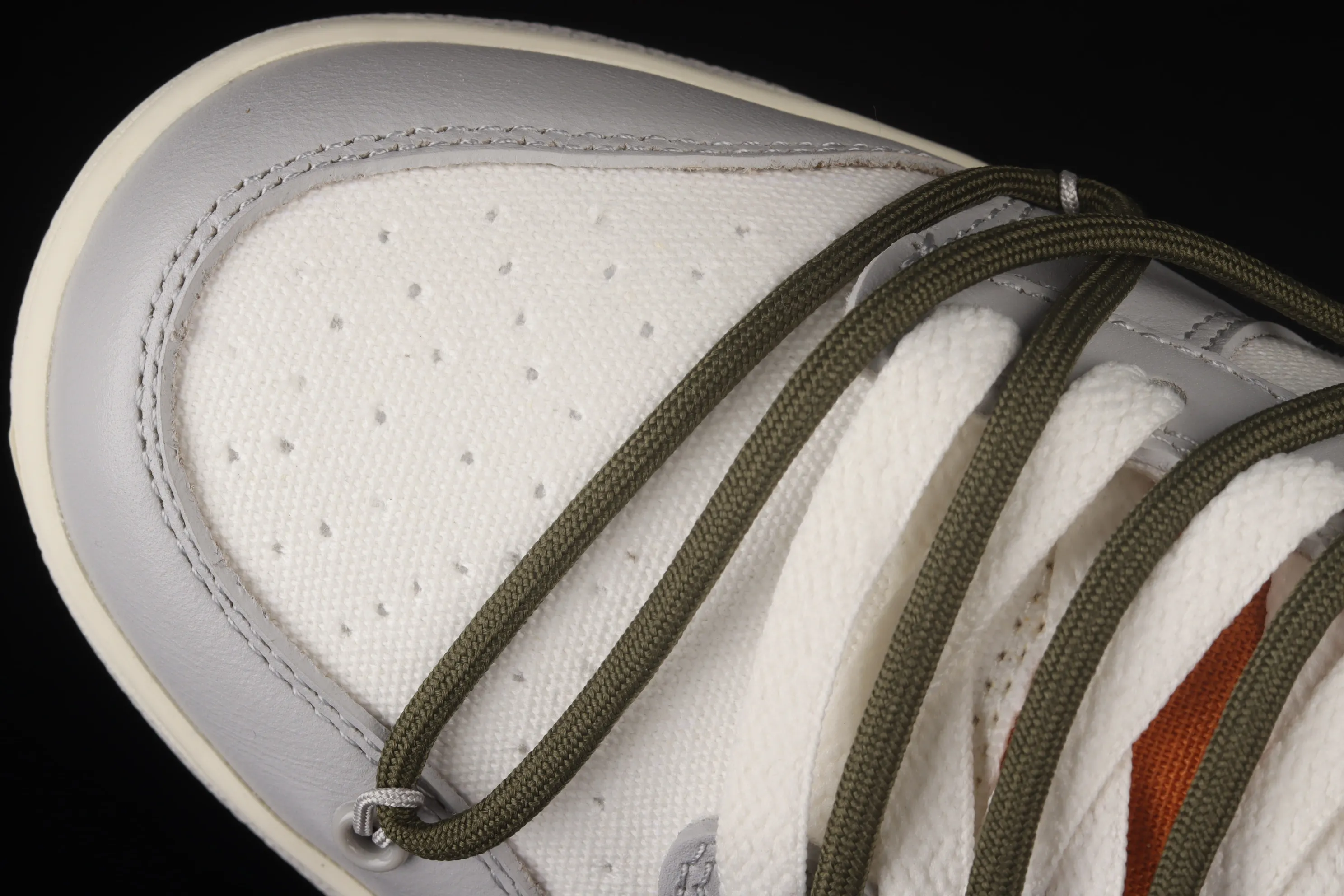 All Categories Nk SB Dunk Series Nk SB Dunk Low Low-top sneakers Pure original version OF x Nk Dunk Low OW Gray SB smashed backboard fashion casual sneakers DM1602-124
